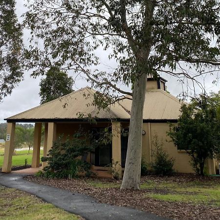 Beautiful Villa In The Heart Of The Hunter Valley Pokolbin Exterior foto